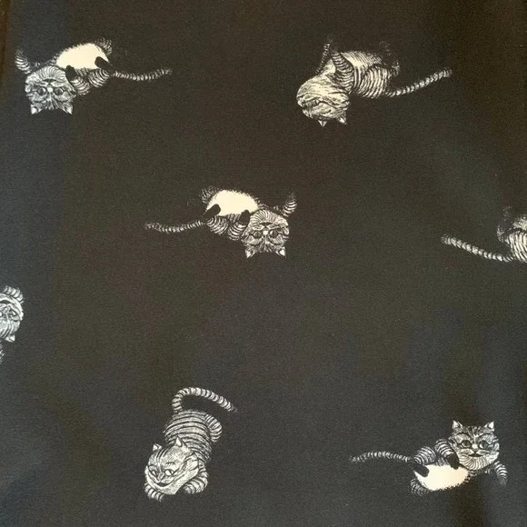 Disney's Alice Through the Looking Glass Cheshire Cat Miniskirt, Size 12 - Picture 2 of 12